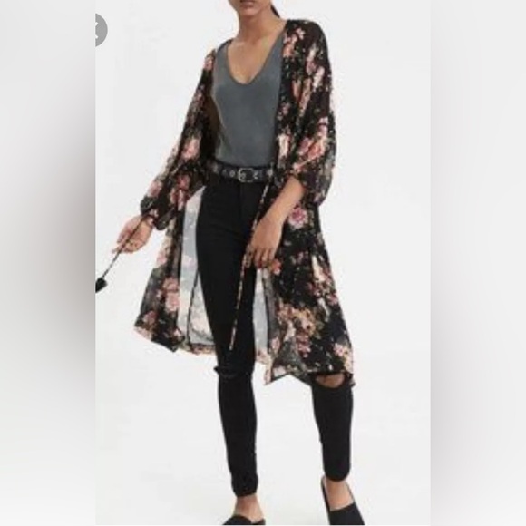 Women’s American Eagle Outfitters Floral Chiffon Front Tie Kimono Top - Picture 9 of 9